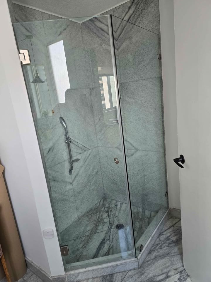 canceles de baño sobre medida en Acapulco
